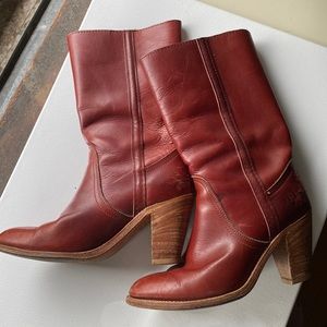 Vintage oxblood Frye leather boots / 6